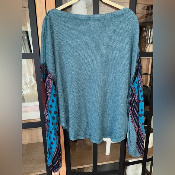 Free People long sleeve top waffle knit We The Free Blossom Thermal patchwork - Picture 6 of 12